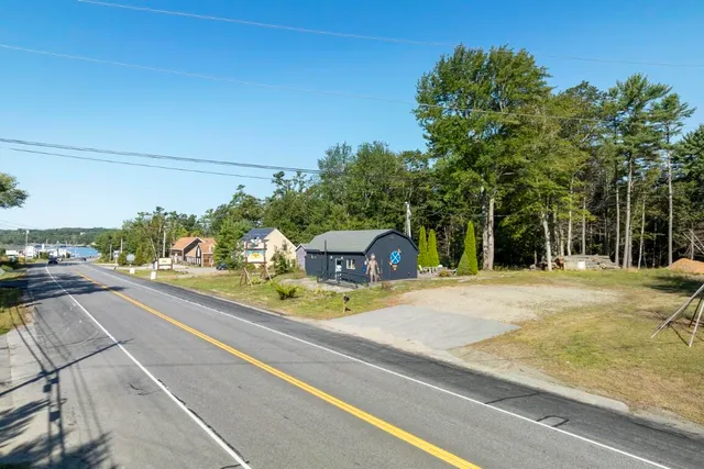 $269,000 | 48 U.S. Rte 1, Edgecomb, ME 04556