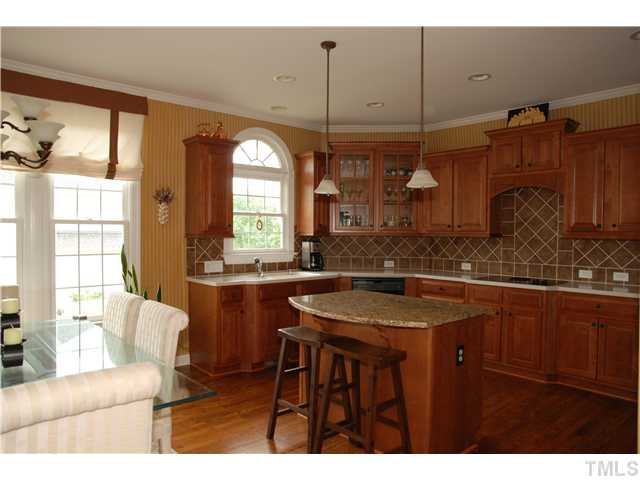13101 Sargas Street Raleigh, NC 27614 - Photo 4 of 12 Kitchen