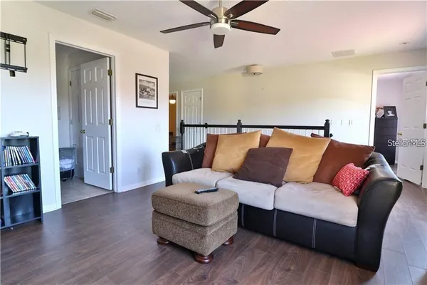 $3,500 | 10217 Dolce Vista Drive Northeast, St. Petersburg, FL 33702