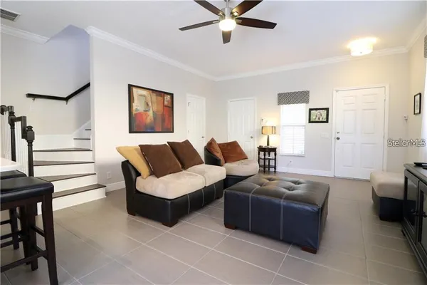 $3,500 | 10217 Dolce Vista Drive Northeast, St. Petersburg, FL 33702