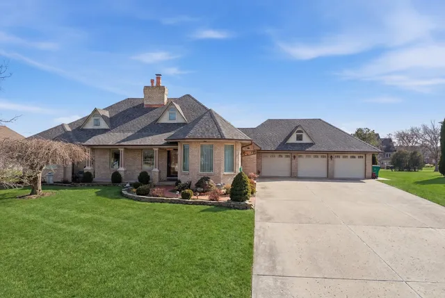 $650,000 | 13335 West Choctaw Trail, Homer Glen, IL 60491