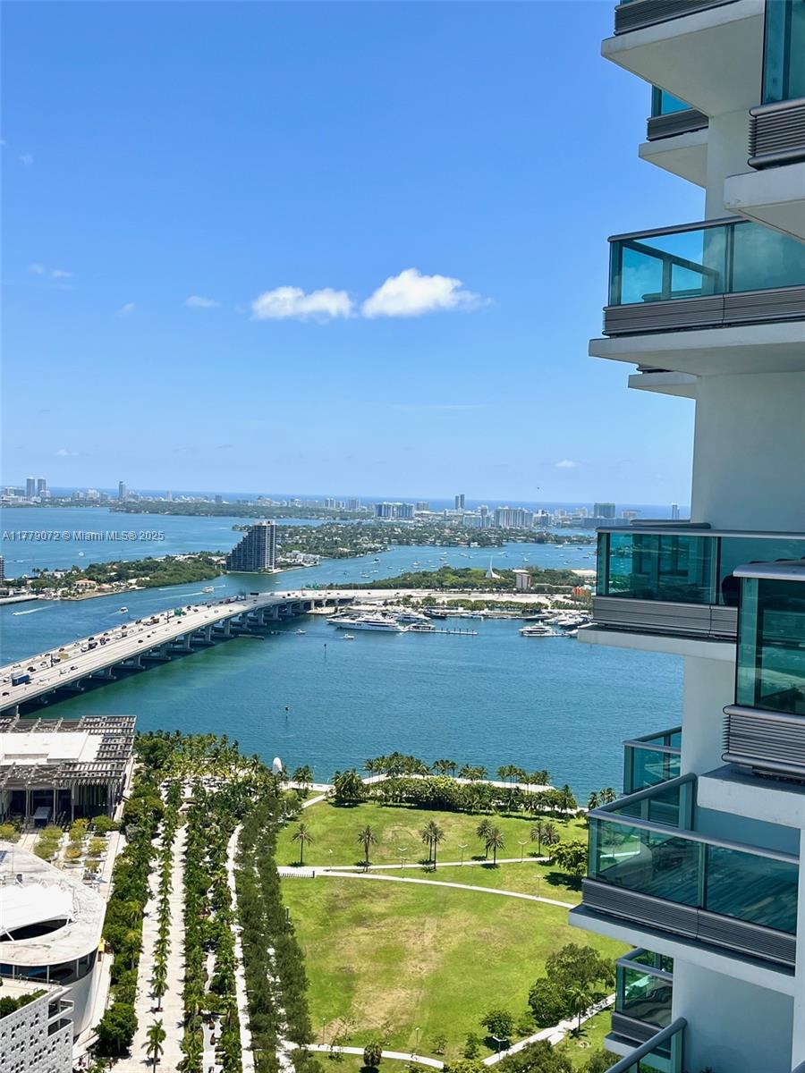 900 Biscayne Boulevard, Unit 4312 Miami, FL 33132 - Photo 2 of 36 a view of an ocean with city