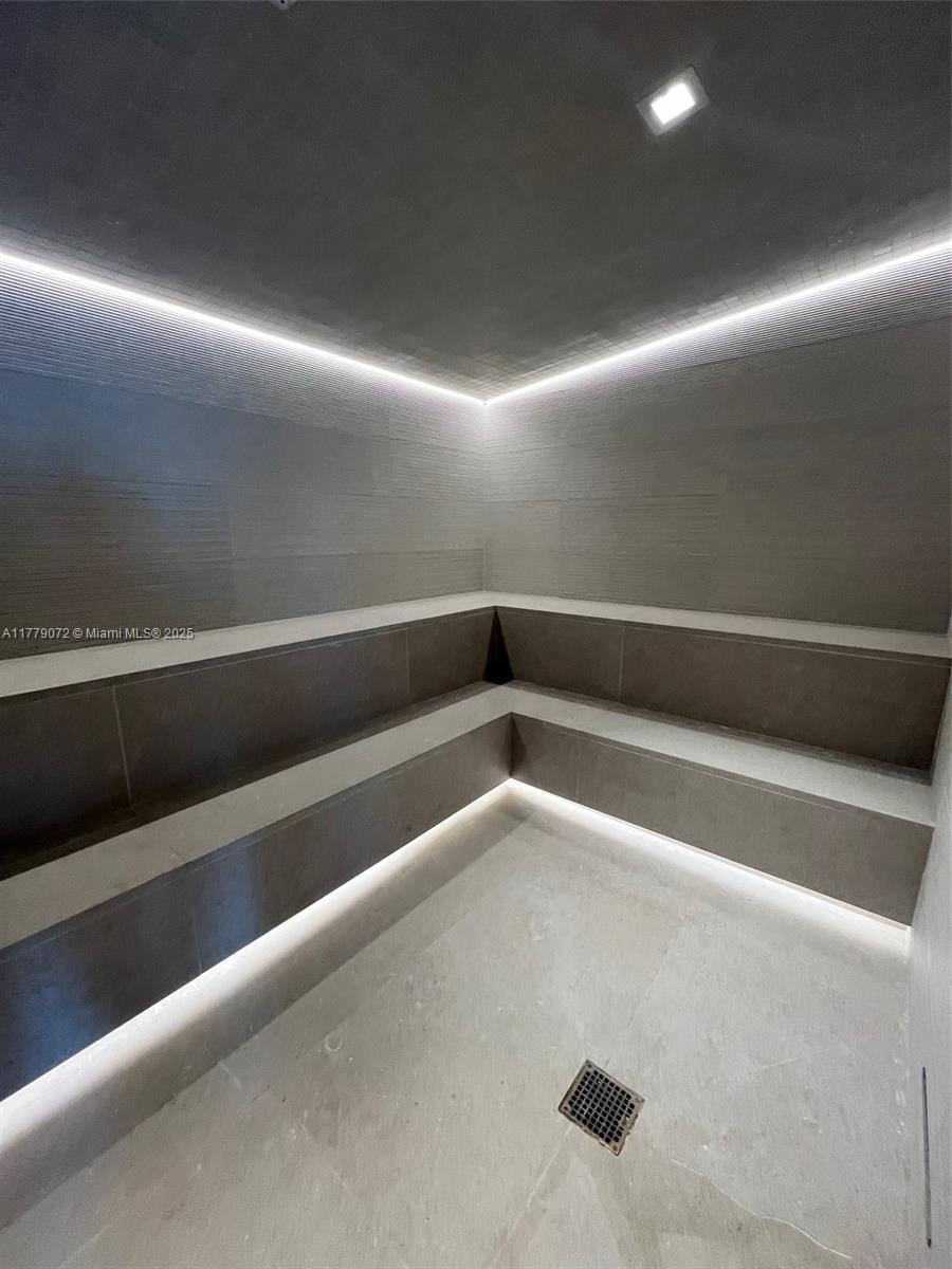 900 Biscayne Boulevard, Unit 4312 Miami, FL 33132 - Photo 34 of 36 a view of staircase in a room