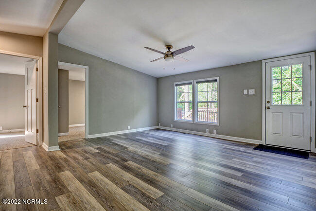 109 Colbert Lane Hampstead, NC 28443 - Photo 8 of 30 009_p8388535_36_37_38_39_40_41
