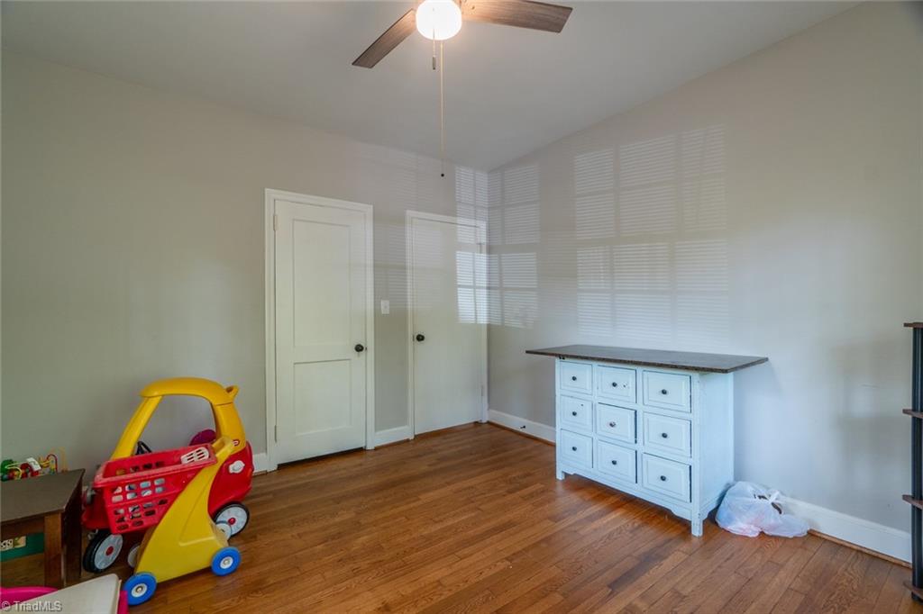 1615 Rankin Road Greensboro, NC 27405 - Photo 9 of 29
