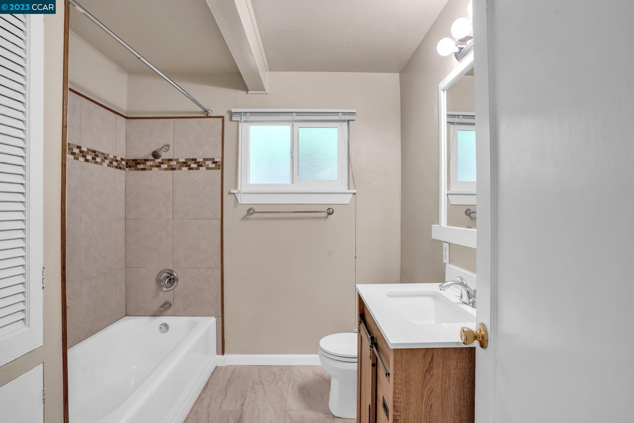 928 Janet Lane Lafayette, CA 94549 - Photo 20 of 33 a bathroom with a sink a toilet and shower