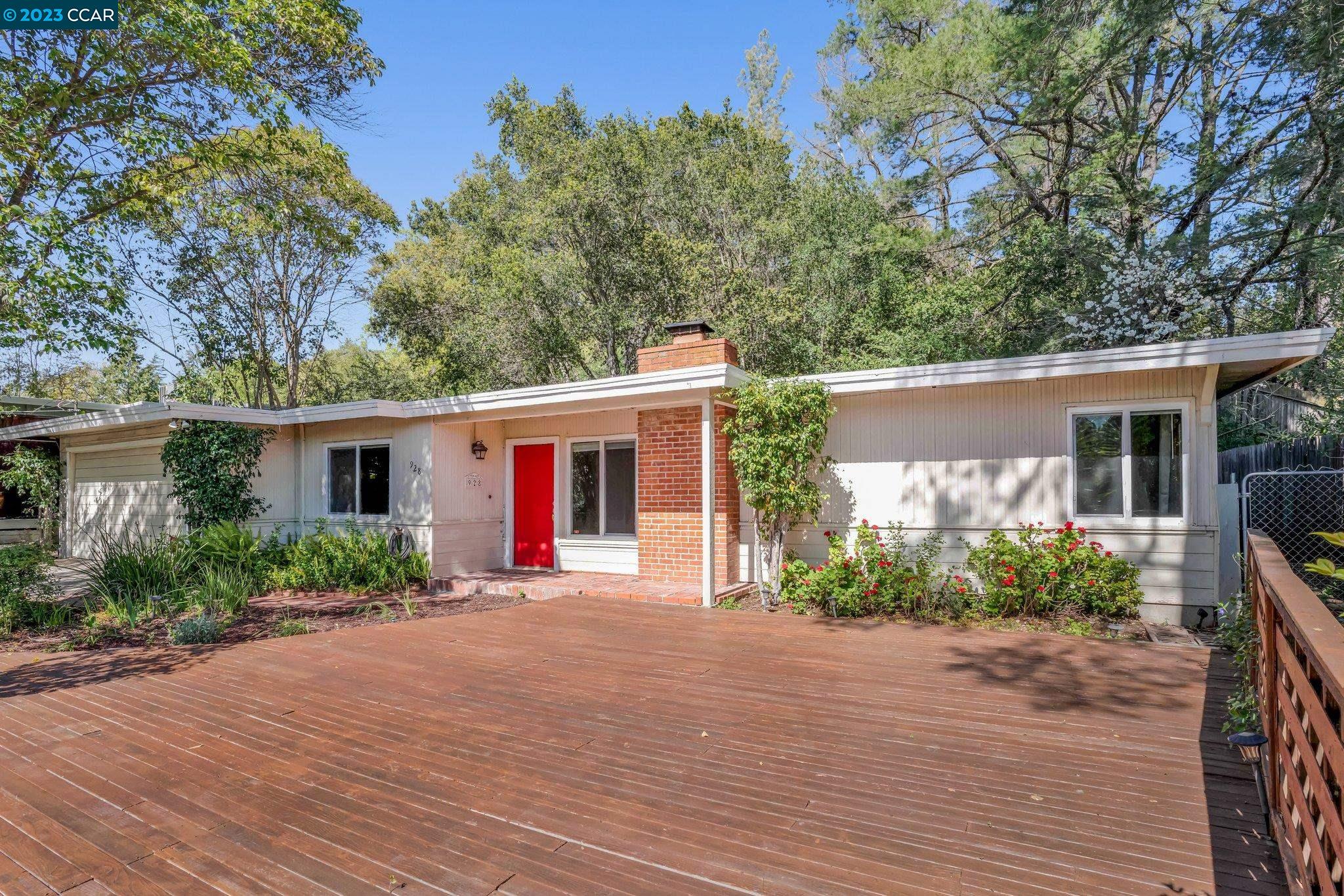 928 Janet Lane Lafayette, CA 94549 - Photo 2 of 33 front view of a house with a yard