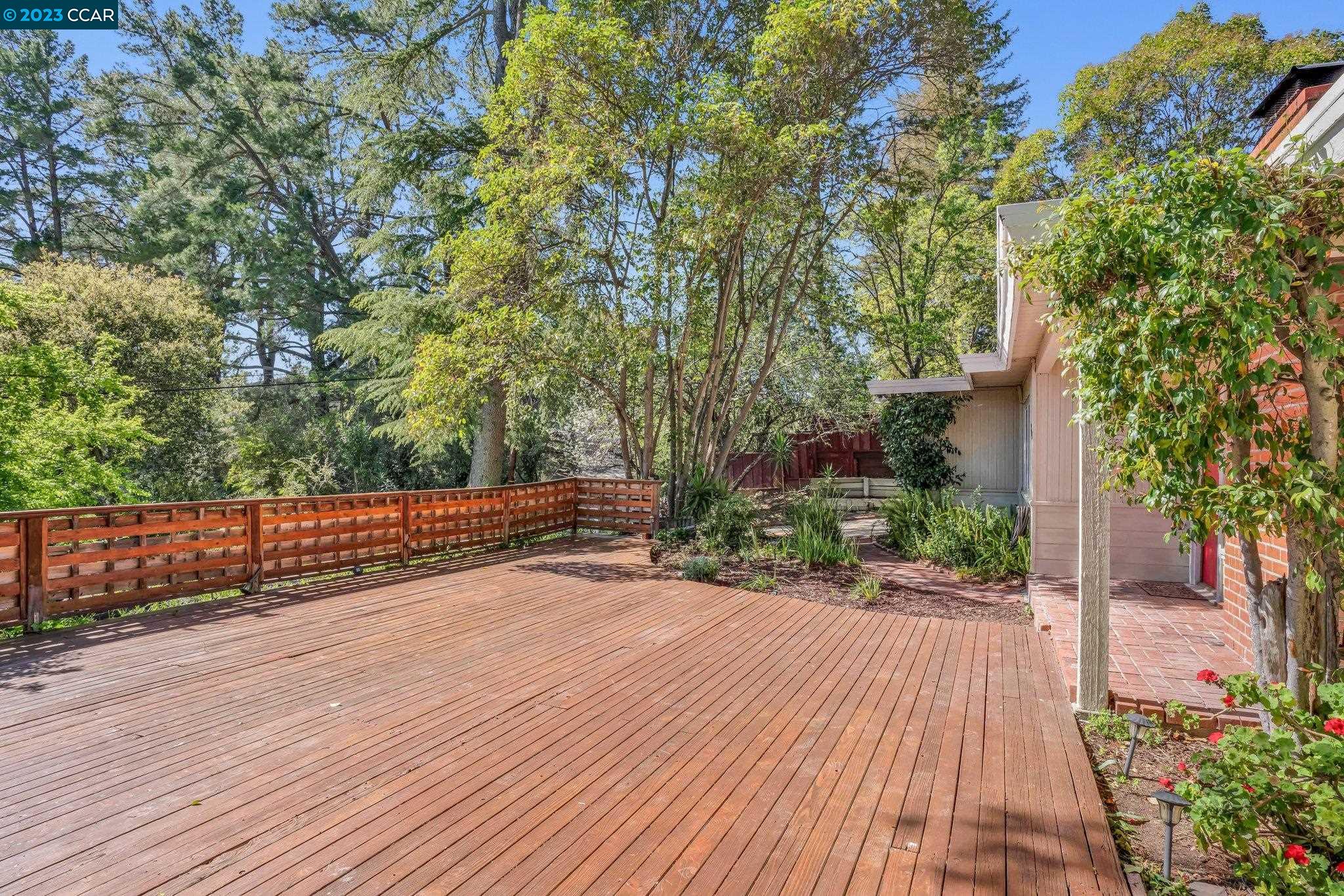 928 Janet Lane Lafayette, CA 94549 - Photo 27 of 33 a view of a backyard