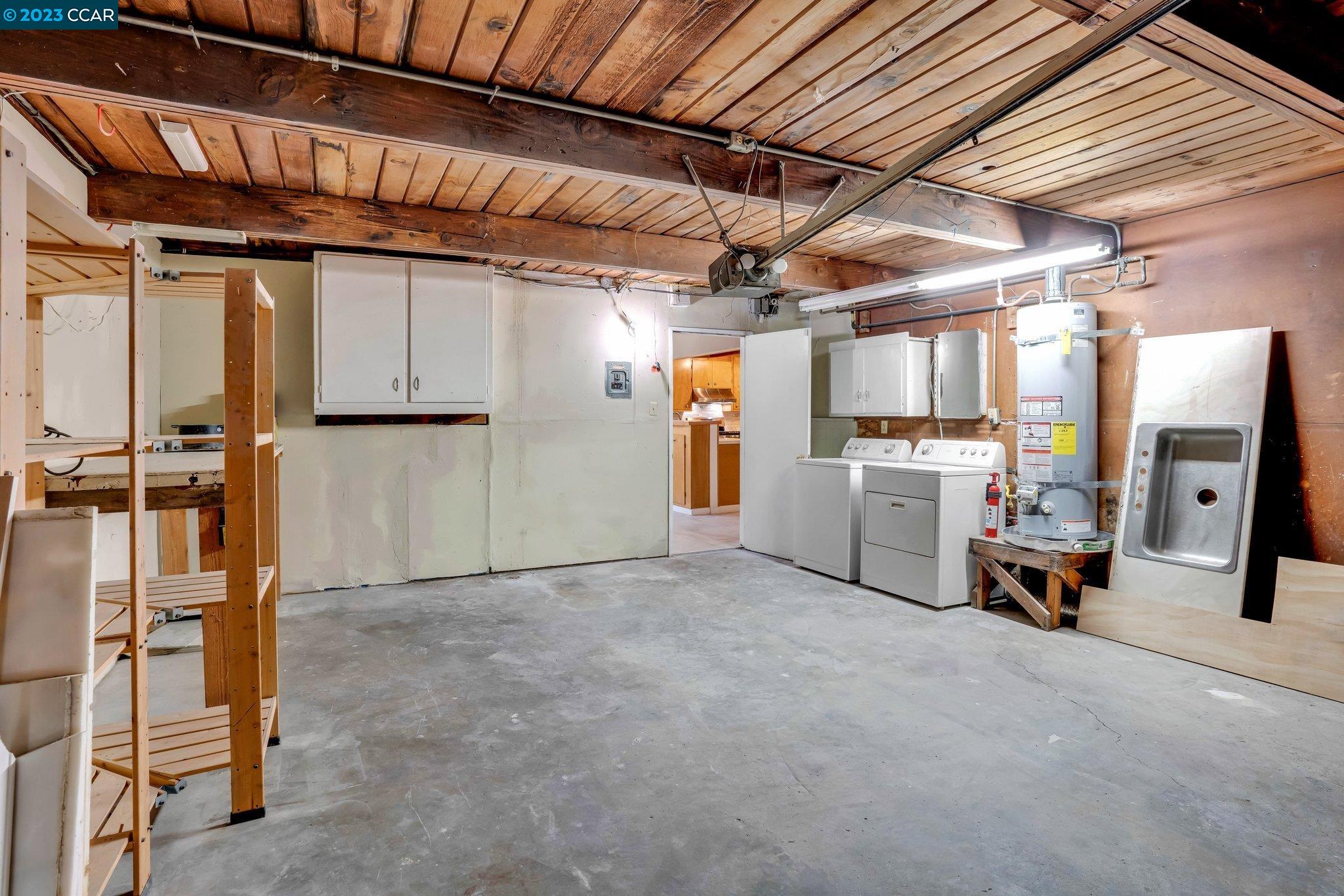 928 Janet Lane Lafayette, CA 94549 - Photo 31 of 33 a view of a storage & utility room