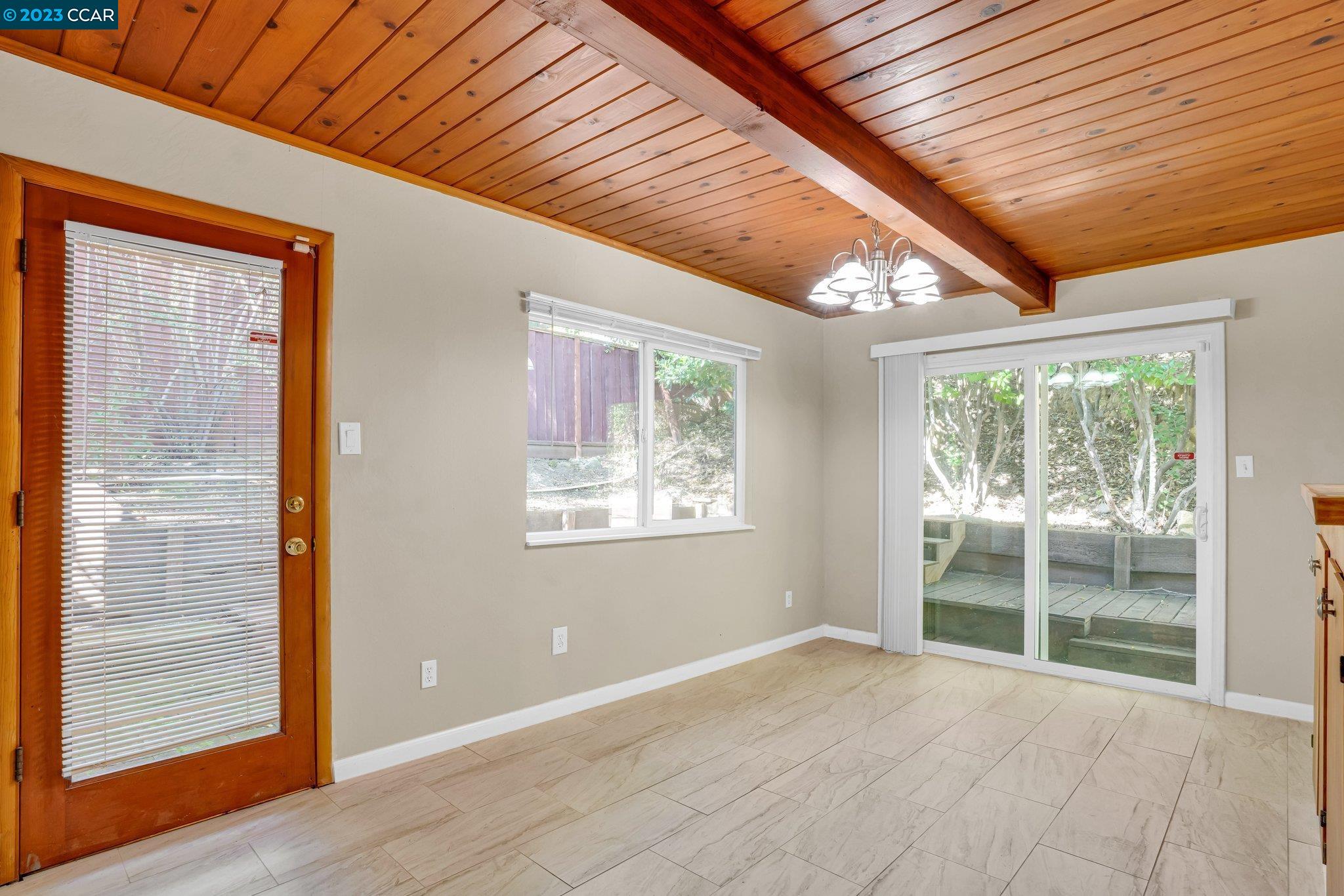 928 Janet Lane Lafayette, CA 94549 - Photo 8 of 33 a view of an empty room with a window