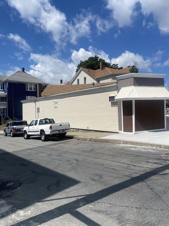 111-127 Stafford Road Fall River, MA 02721 - Photo 4 of 40