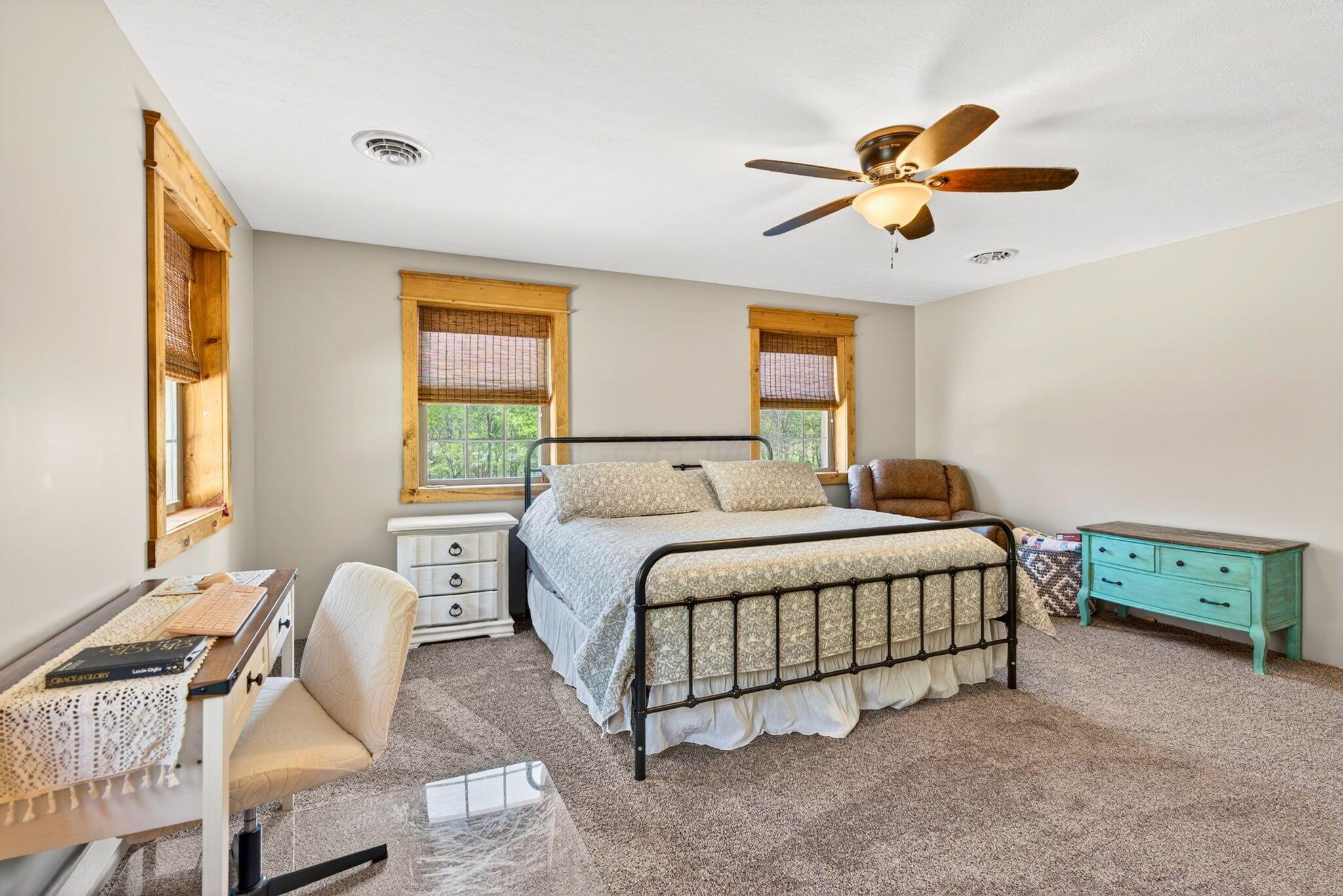 1025 Limerick Road Jackson, OH 45640 - Photo 27 of 36 31. Primary Bedroom 2