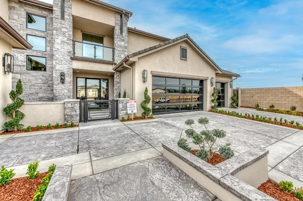 $2,950,000 | 11417 North Portofino Drive, Fresno, CA 93730