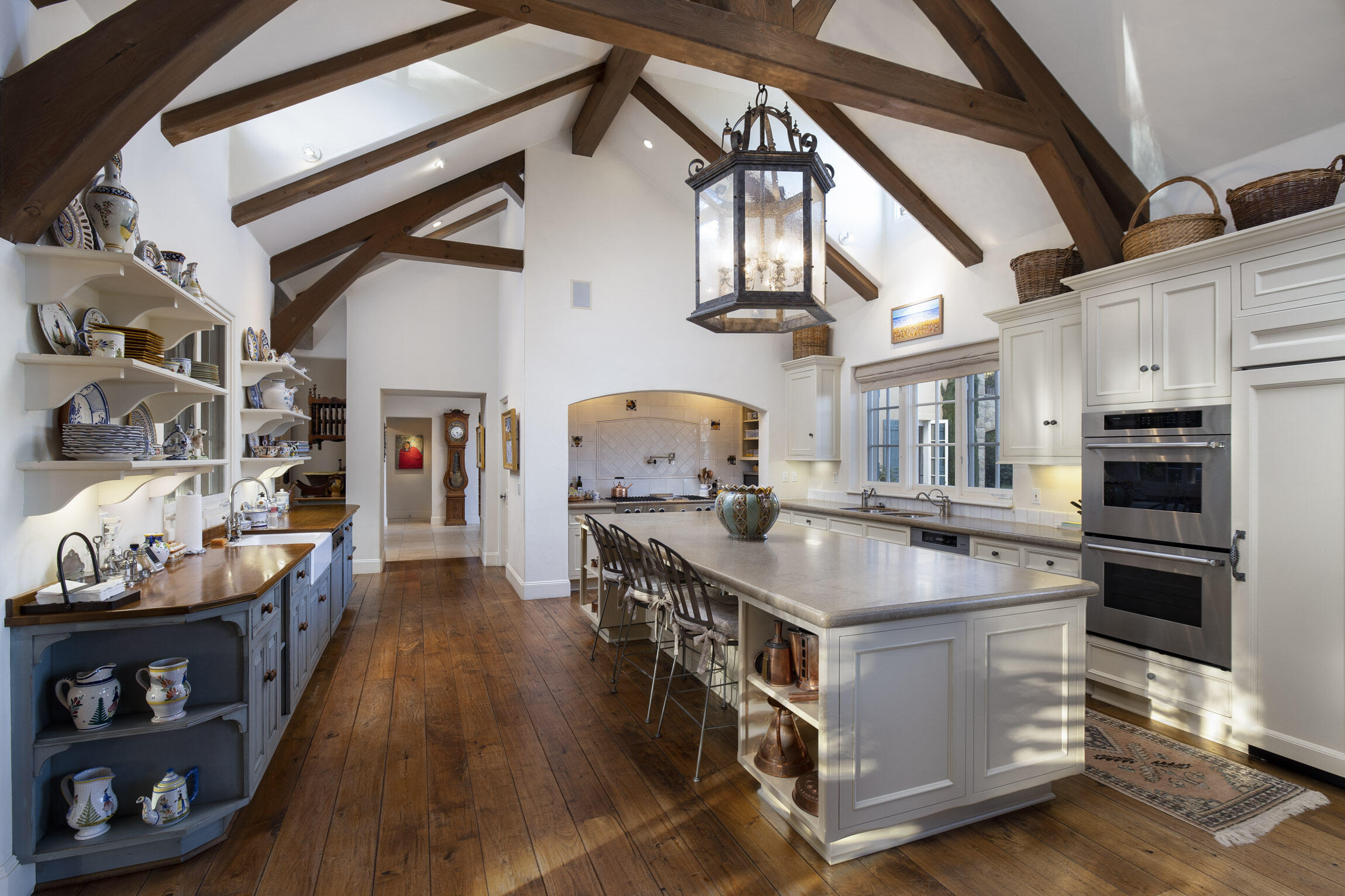 805 Picacho Lane Montecito, CA 93108 - Photo 3 of 5 Kitchen