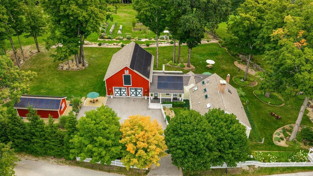 69 Johnson Hill Road Sutton, NH 03221 - Photo 2 of 59 Gallery Image 2
