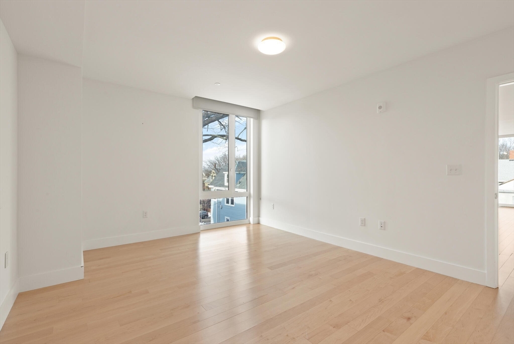 7 Beech Street, Unit 311 Cambridge, MA 02140 - Photo 11 of 23