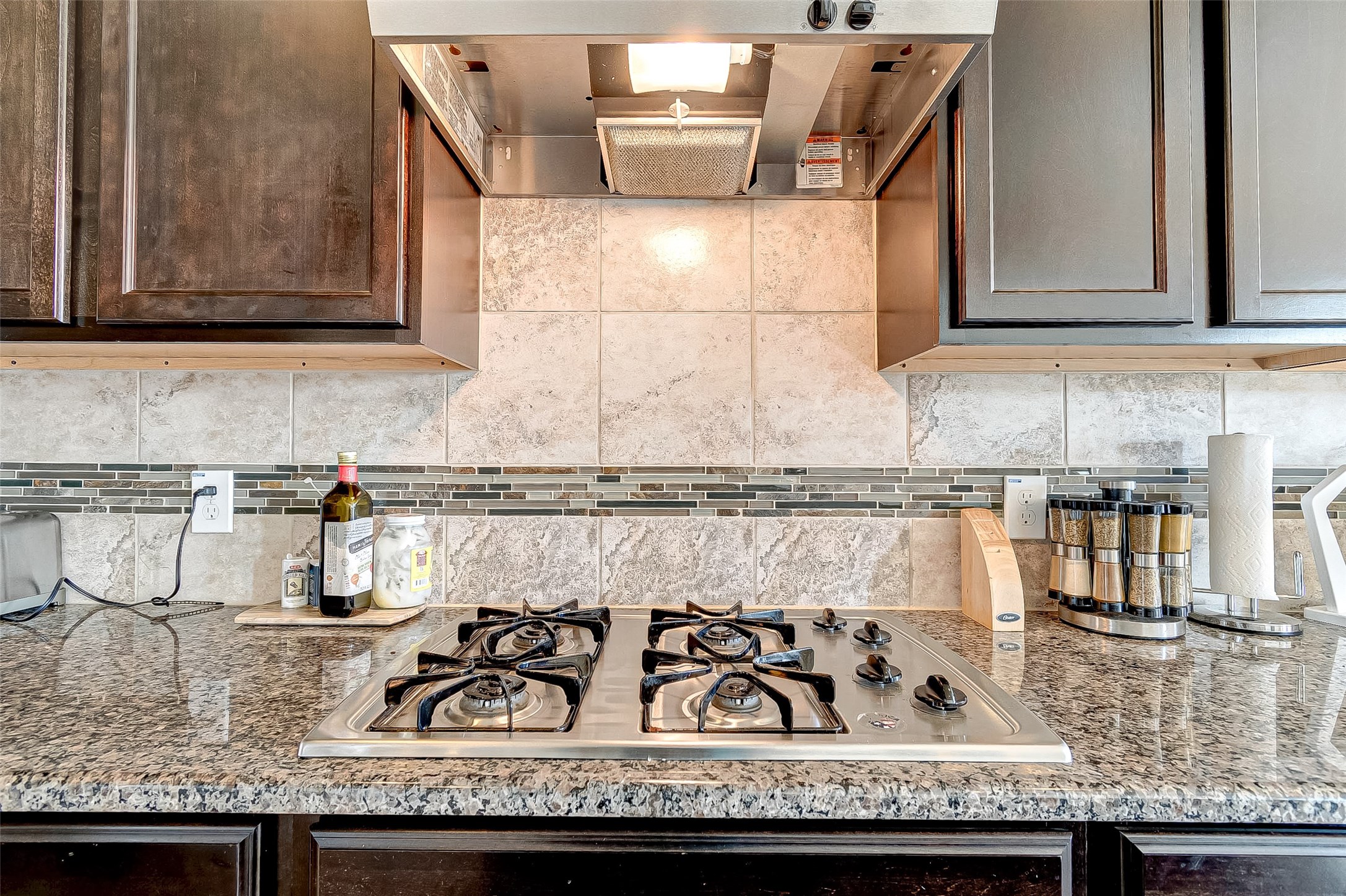 907 River Delta Lane Rosenberg, TX 77469 - Photo 21 of 49 a kitchen with a sink and cabinets