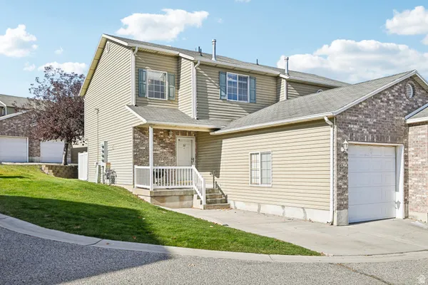 $319,000 | 4827 South 1800th Street West, Unit 32, Roy, UT 84067