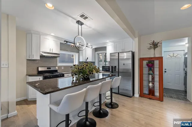 $899,999 | 70 Bruno Street, Moonachie, NJ 07074