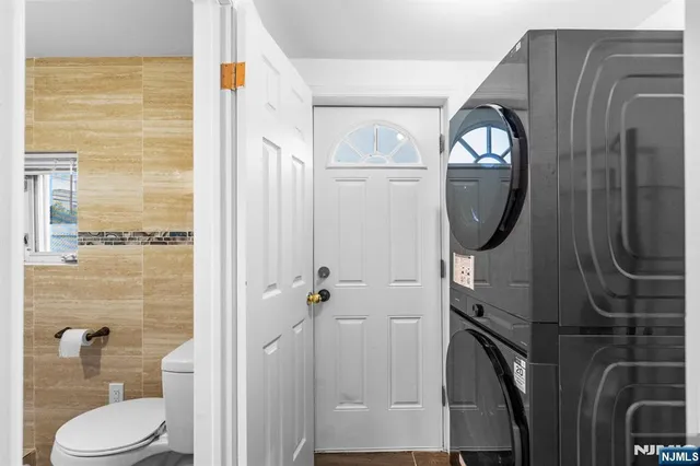 $899,999 | 70 Bruno Street, Moonachie, NJ 07074