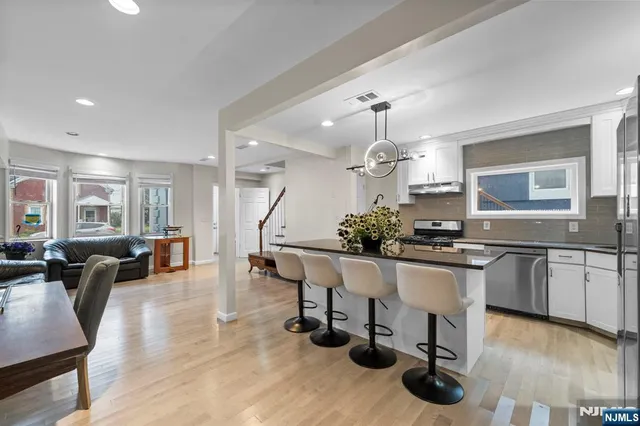 $899,999 | 70 Bruno Street, Moonachie, NJ 07074