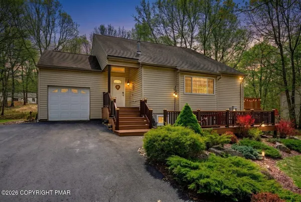 $349,000 | 60 Stephen Way, Albrightsville, PA 18210