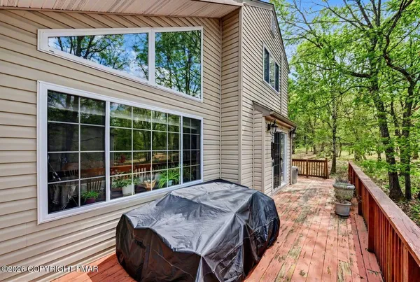 $349,000 | 60 Stephen Way, Albrightsville, PA 18210