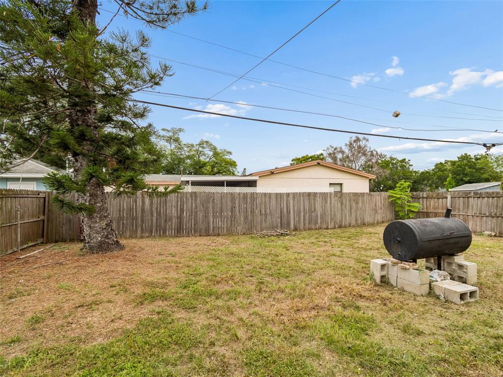 5501 82nd Avenue North Pinellas Park, FL 33781 - Photo 34 of 42