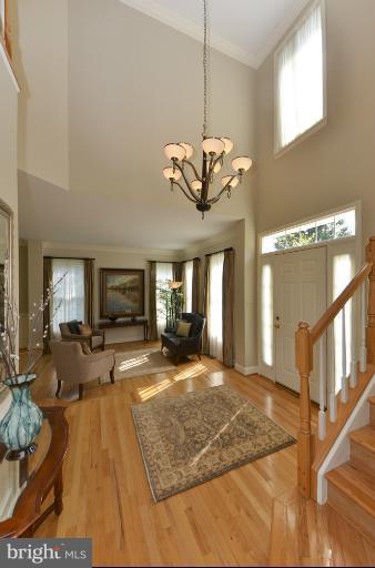 1215 Tottenham Court Reston, VA 20194 - Photo 13 of 30 Foyer