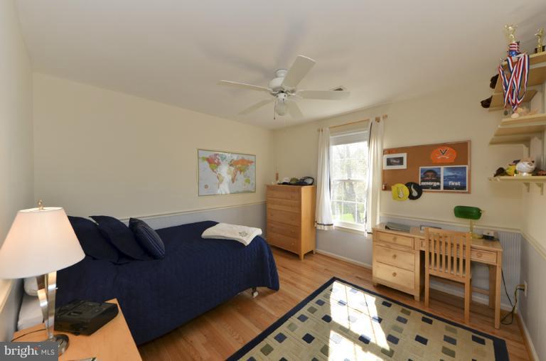 1215 Tottenham Court Reston, VA 20194 - Photo 16 of 30 Bedroom #4