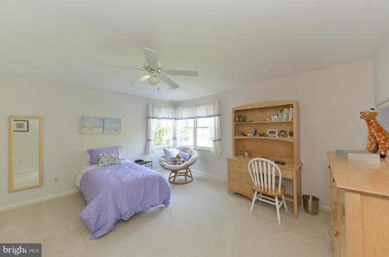 1215 Tottenham Court Reston, VA 20194 - Photo 26 of 30 Bedroom #3