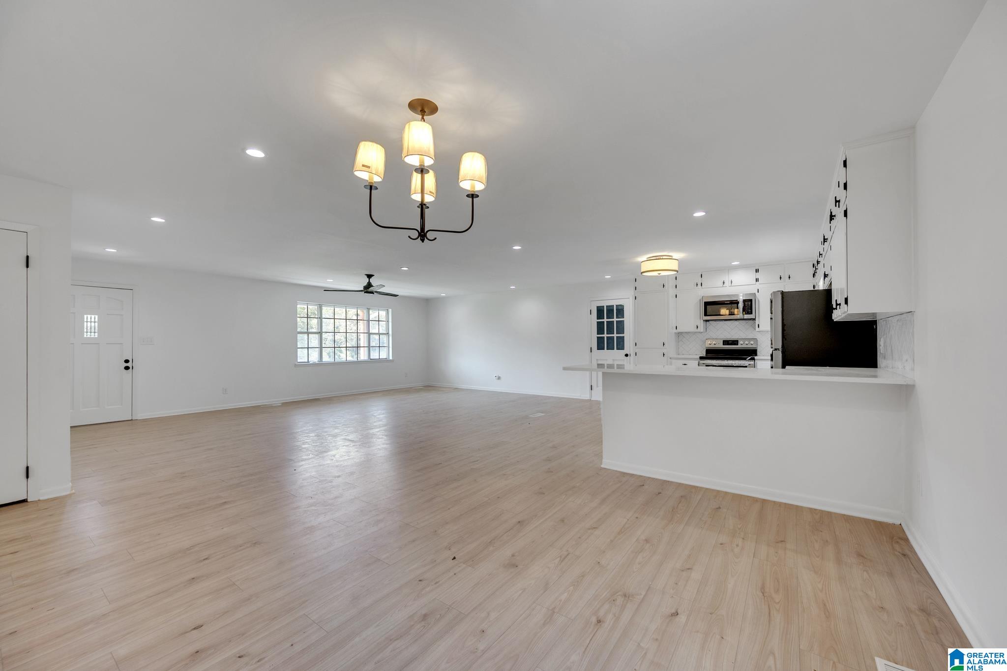 1288 Champion Road Oneonta, AL 35121 - Photo 4 of 34