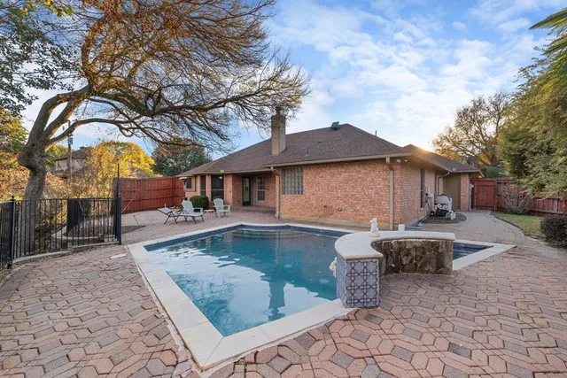 $2,700 | 1418 Holley Creek Lane, Mansfield, TX 76063