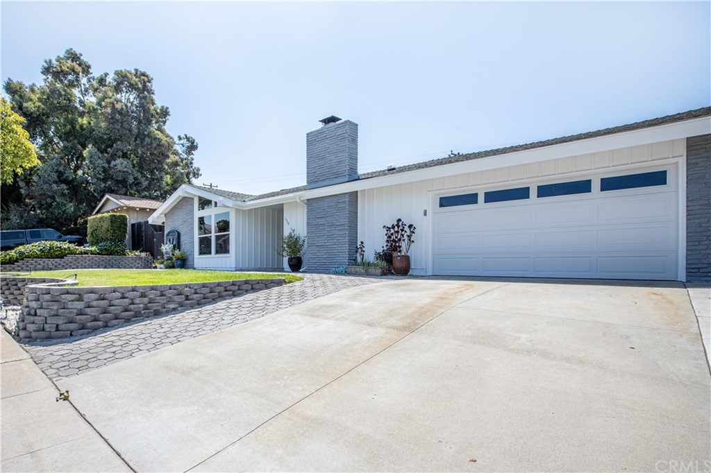 1408 Las Lomas Drive Brea, CA 92821 - Photo 3 of 47 a view of outdoor space and yard