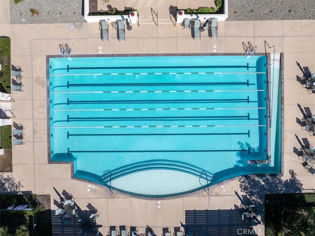 2425 Traditions Loop Paso Robles, CA 93446 - Photo 32 of 34 a bathroom with a sink and a mirror