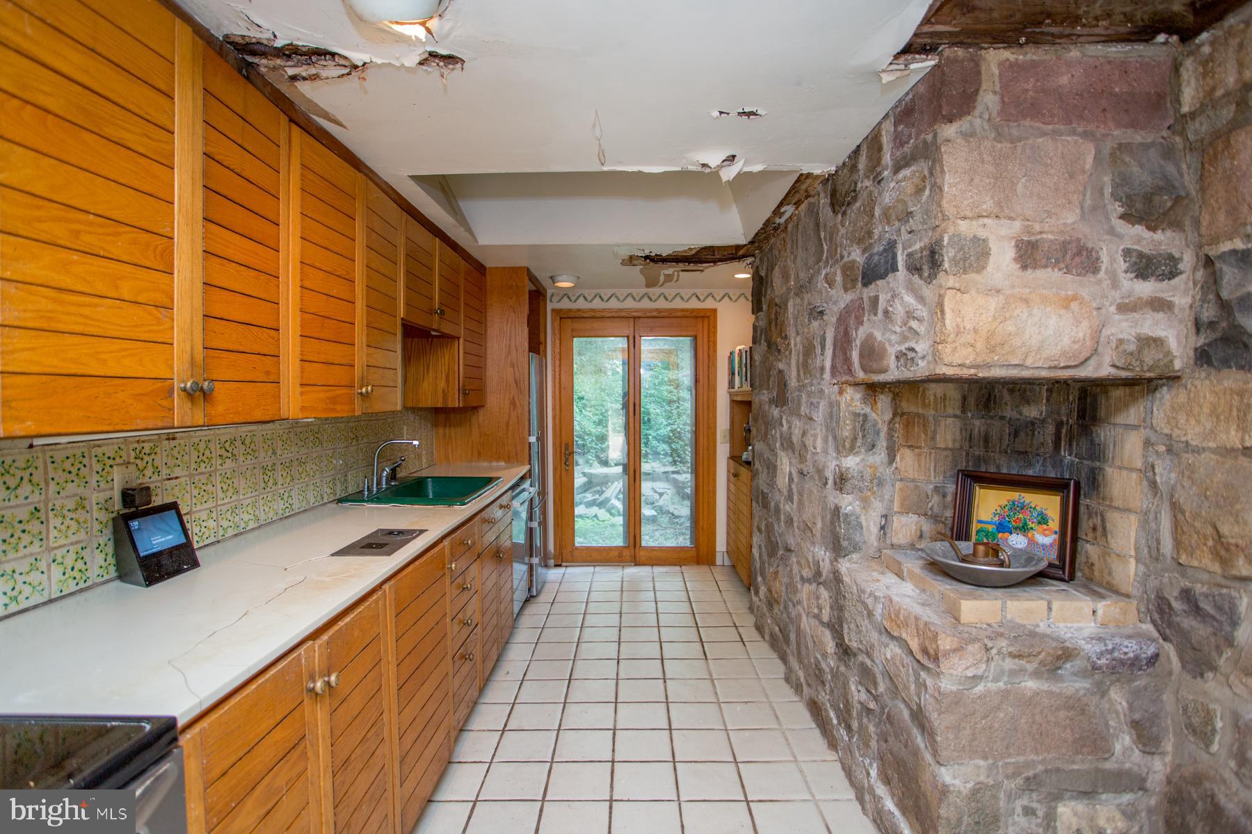 5131 Toll Gate Road Pipersville, PA 18947 - Photo 14 of 53 Door to patio area