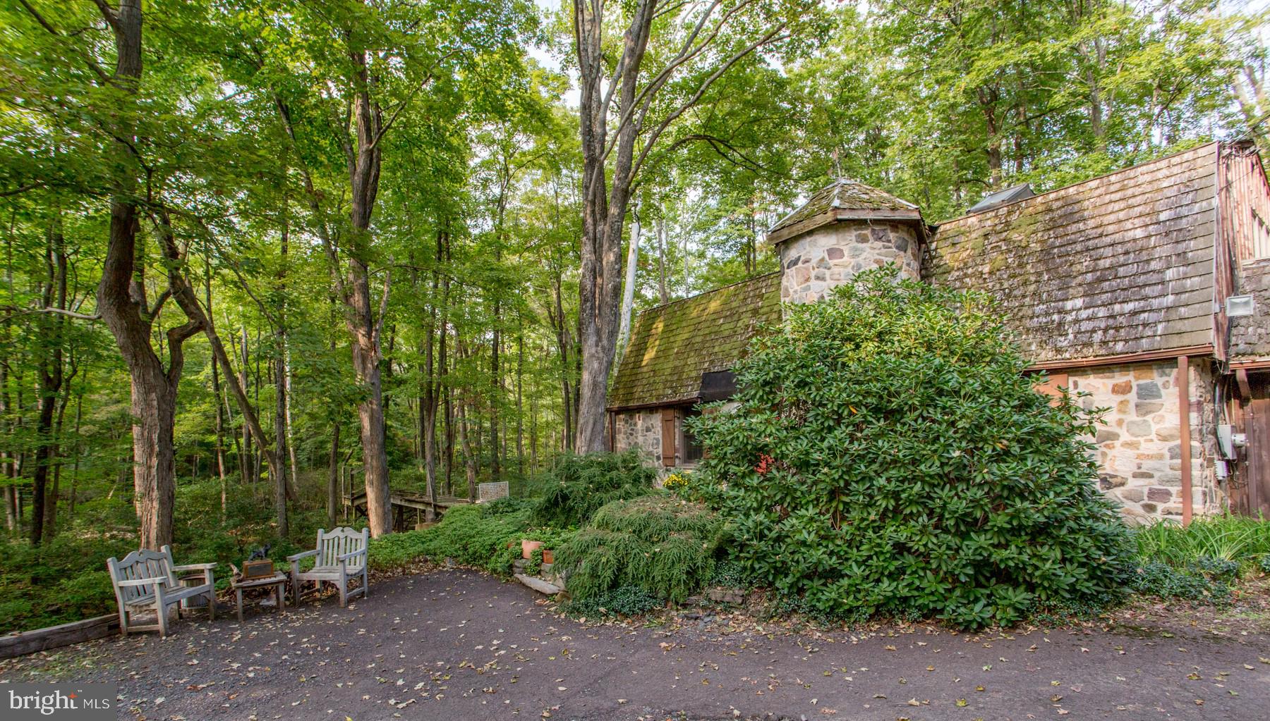 5131 Toll Gate Road Pipersville, PA 18947 - Photo 4 of 53 Gallery Image 4