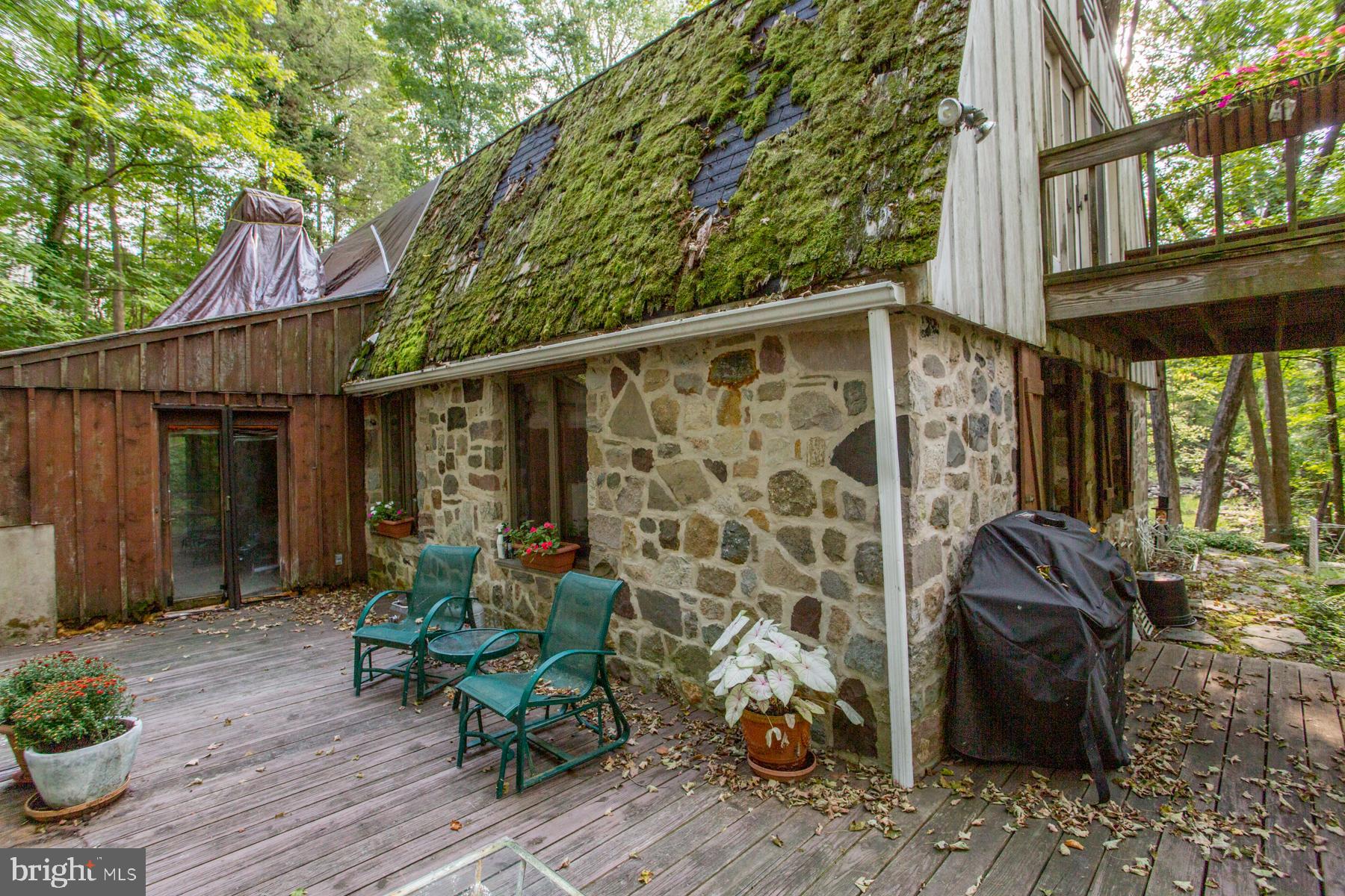 5131 Toll Gate Road Pipersville, PA 18947 - Photo 7 of 53 Rear wraparound deck