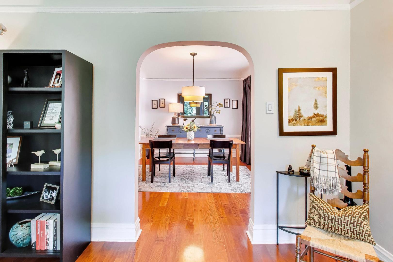 6308 North Indian Road Chicago, IL 60646 - Photo 5 of 45 Gallery Image 5
