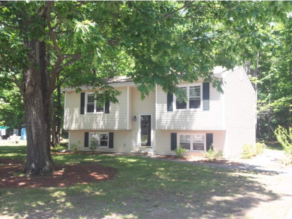 91 Abbott Road Concord, NH 03303 - Photo 1 of 10
