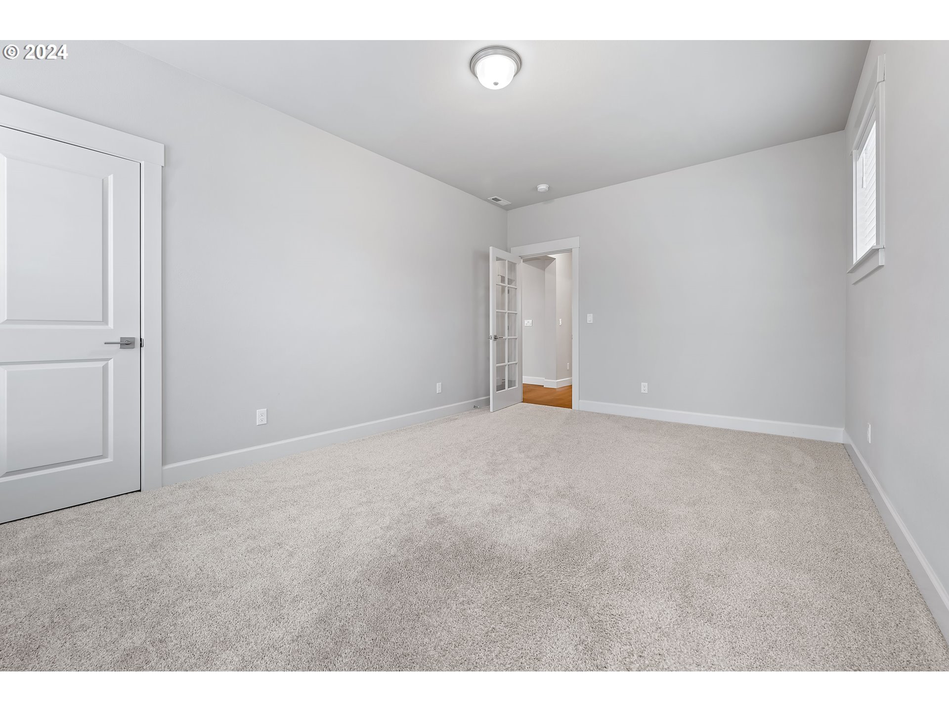 12263 Southwest Strobel Road Beaverton, OR 97007 - Photo 19 of 46 Gallery Image 19