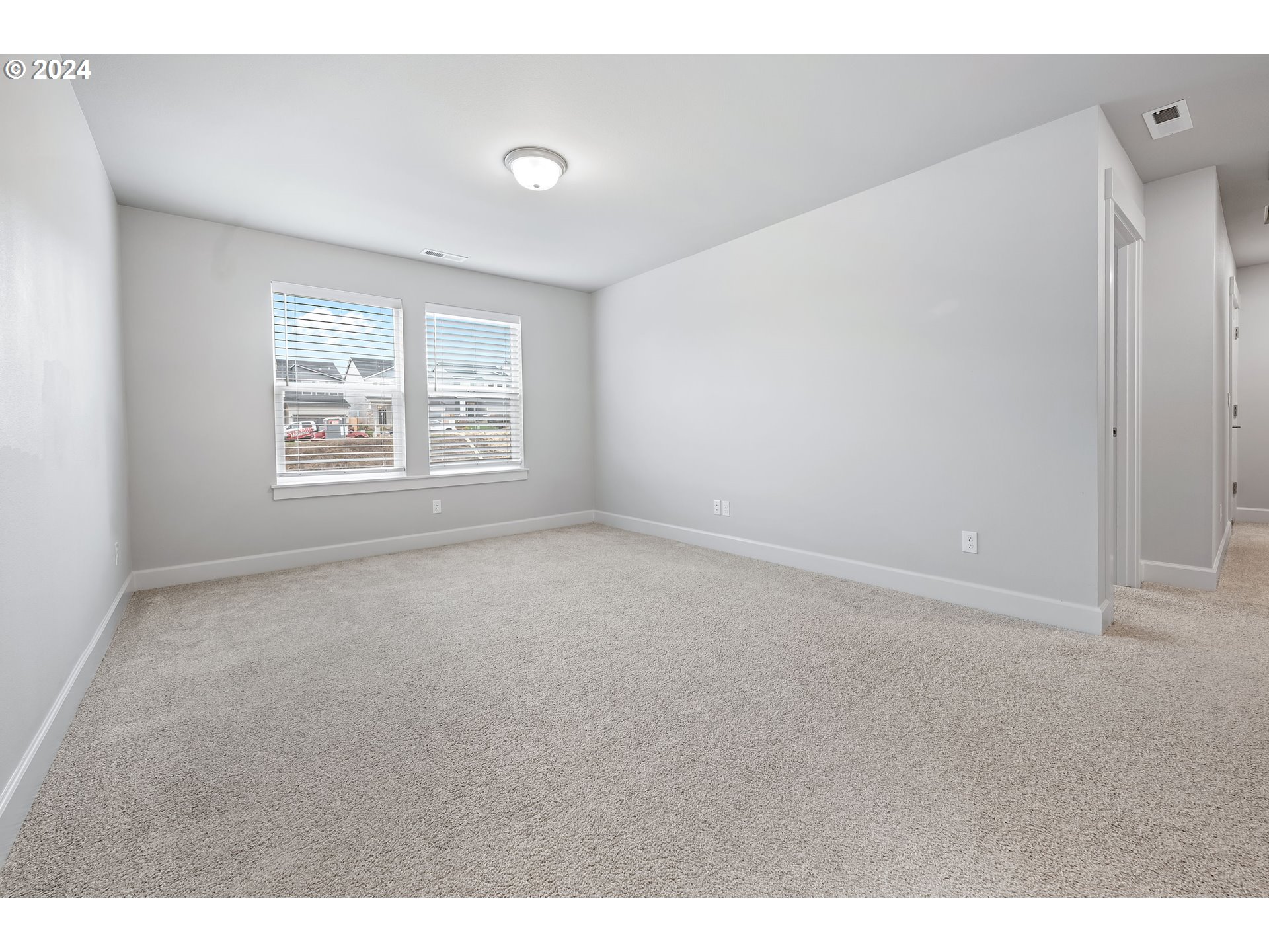12263 Southwest Strobel Road Beaverton, OR 97007 - Photo 24 of 46 Bonus Room