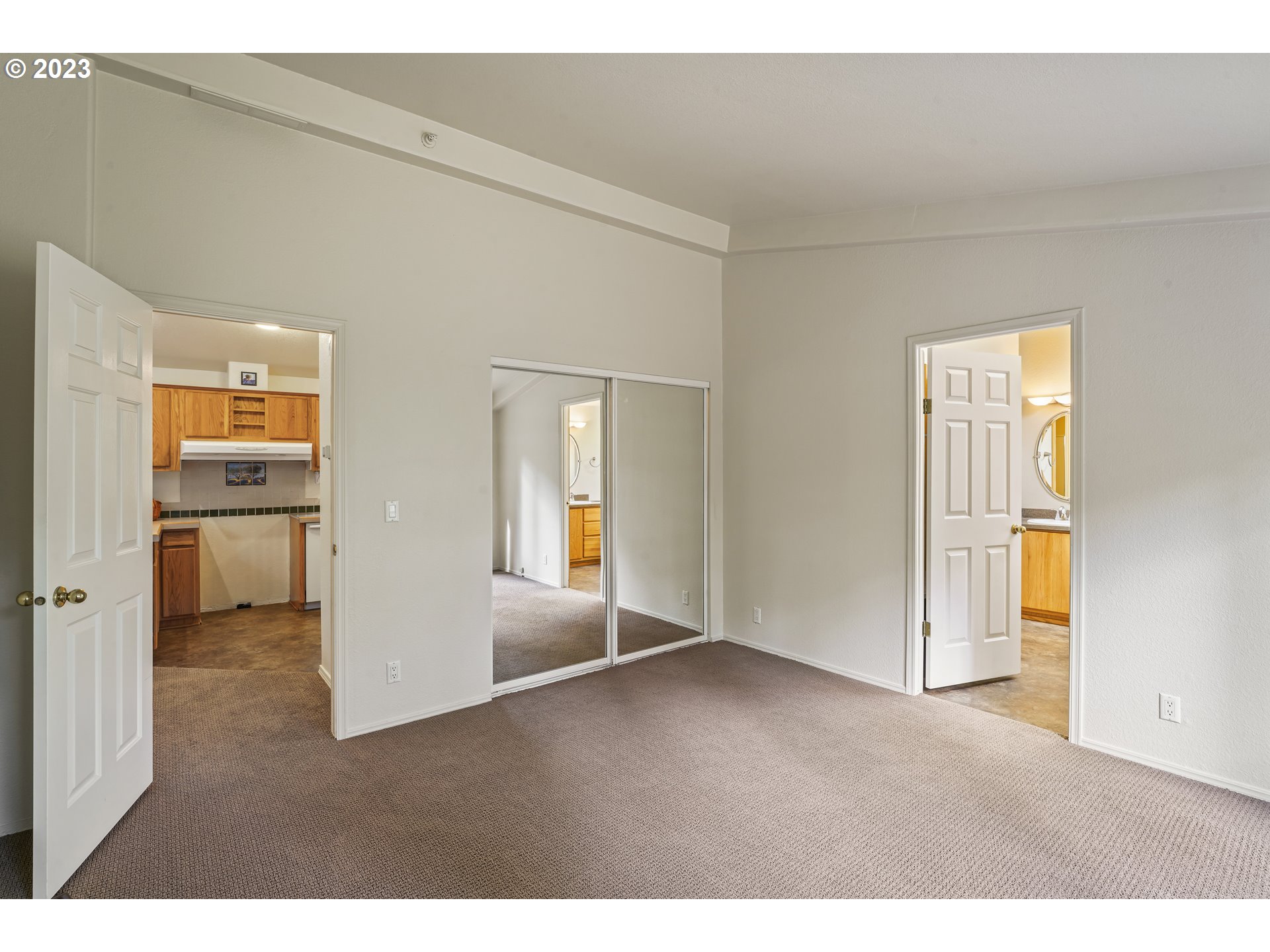 31861 Owl Road Eugene, OR 97405 - Photo 19 of 38 a view interior of the house and wooden floor