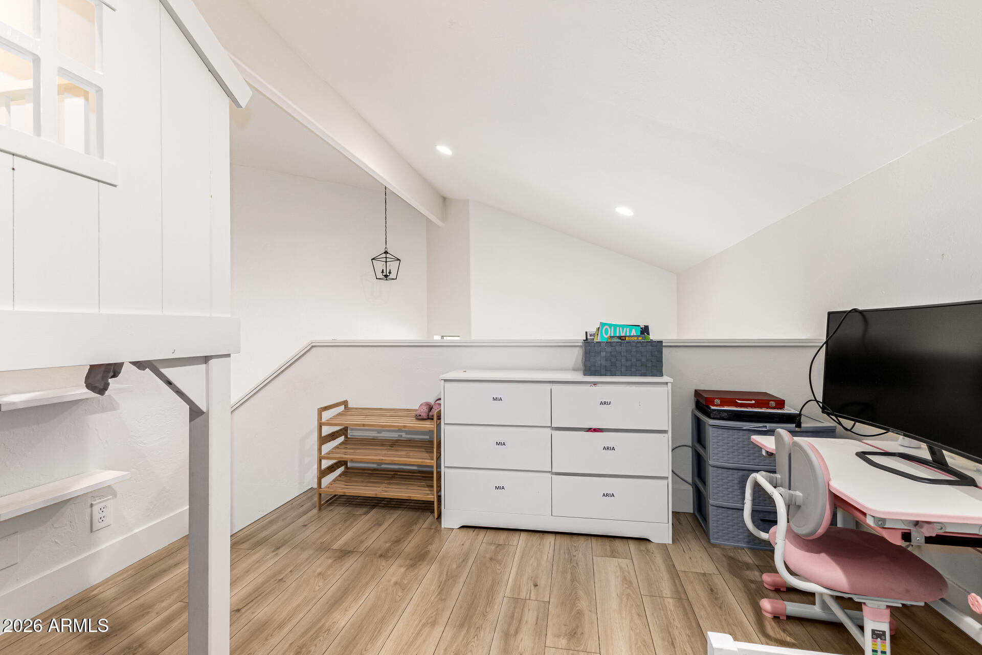 2707 West Lamar Road Phoenix, AZ 85017 - Photo 18 of 50 a view of a workspace with furniture