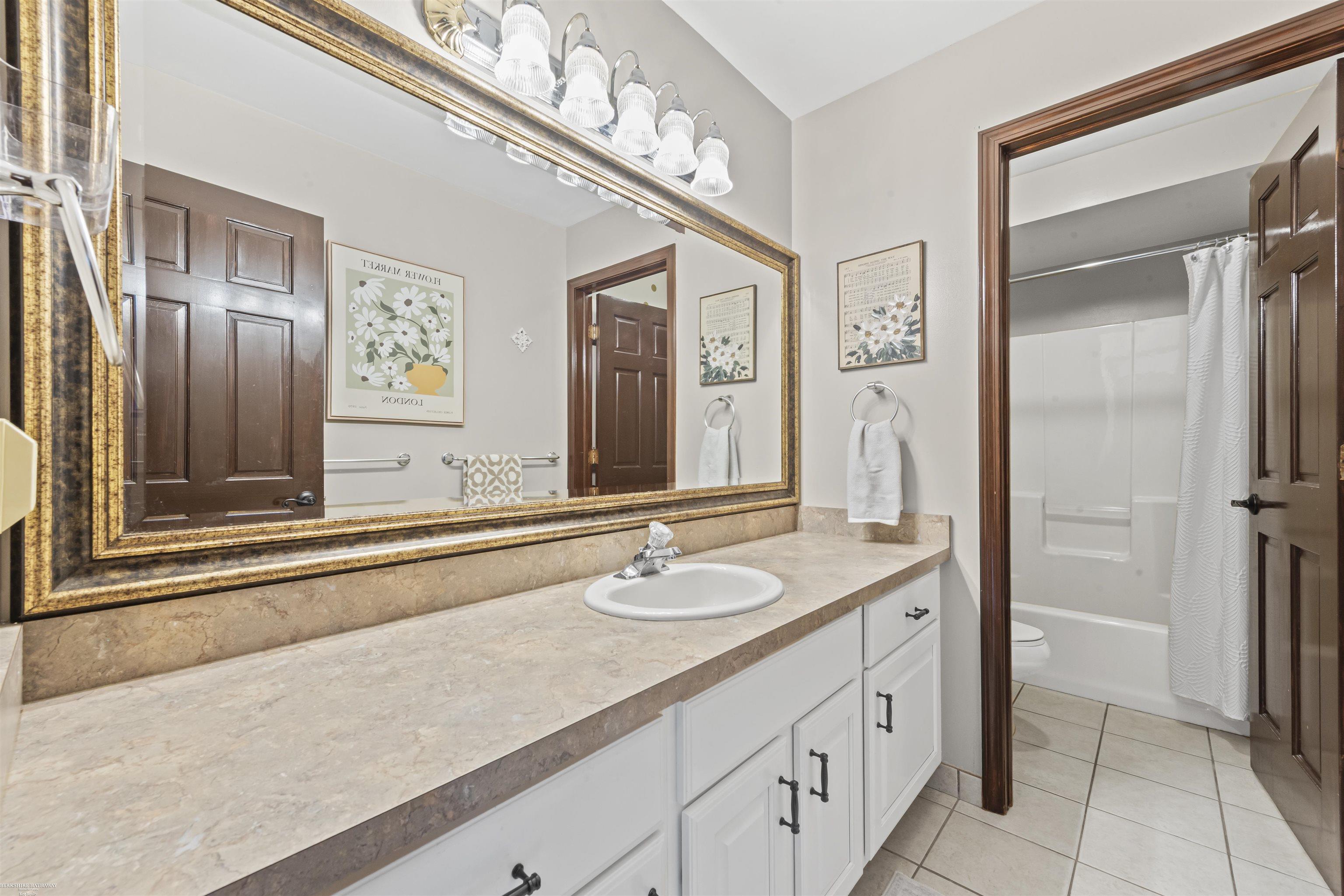 8381 McKinley Road Algonac, MI 48001 - Photo 20 of 48 50184537-c32a7e24-9be8-4004-a82d-d64ee2a0b5d4.JPG