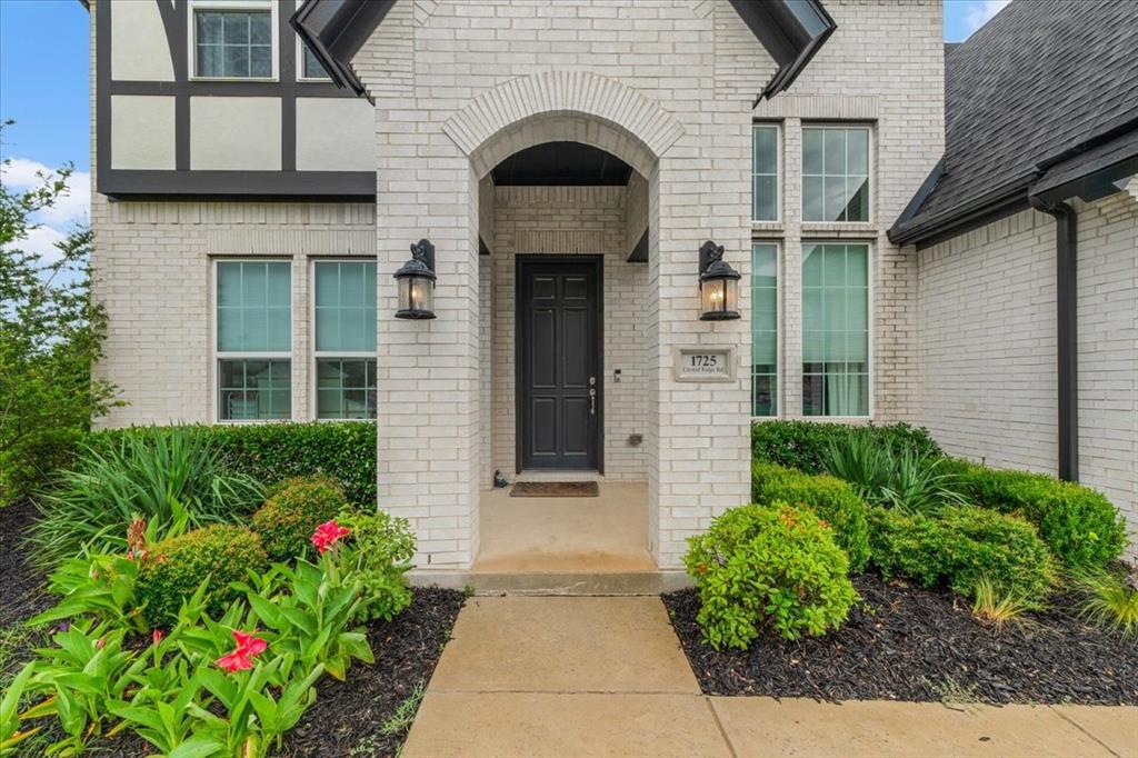 1725 Crested Ridge Road Fort Worth, TX 76008 - Photo 2 of 36