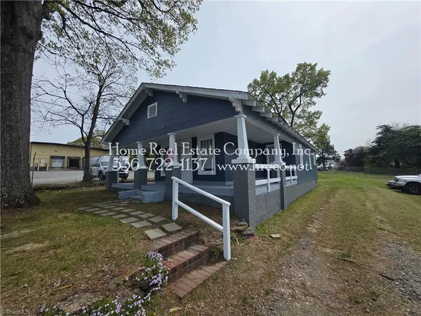 $895 | 526 East 17th Street, Winston-Salem, NC 27105