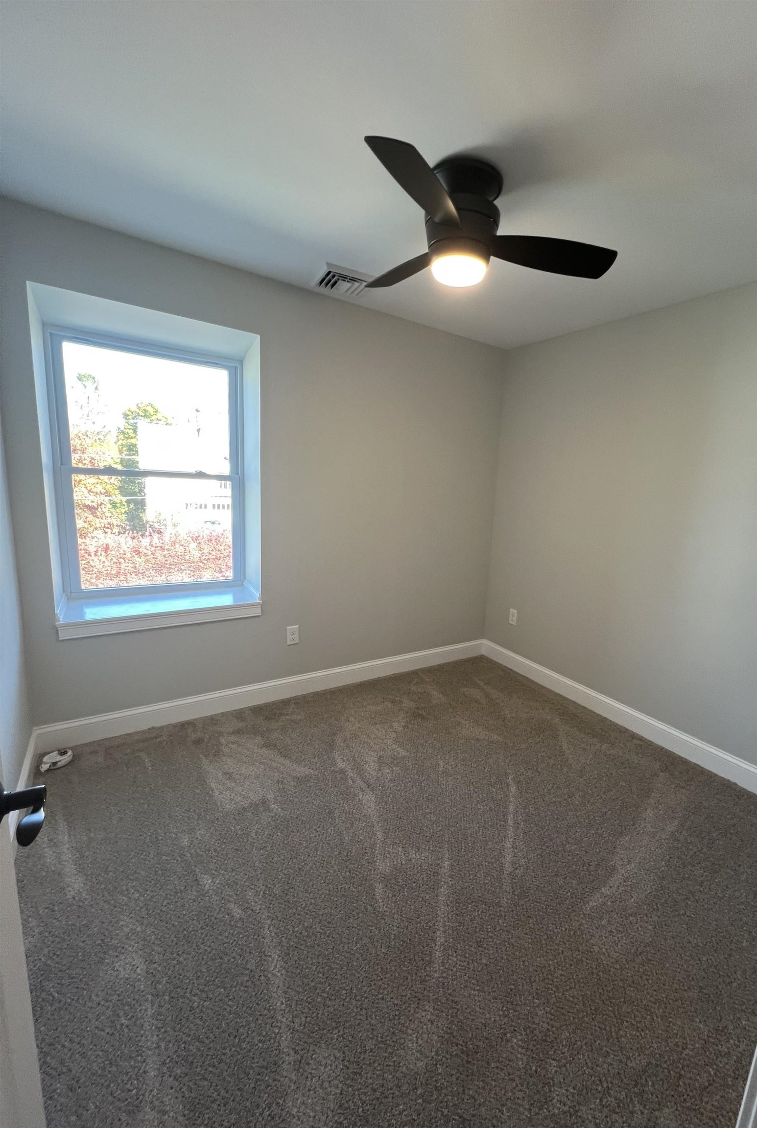 99 Pleasant Street Franklin, NH 03235 - Photo 24 of 31