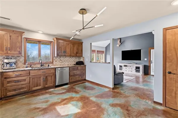 $599,000 | 11338 Deer Haven Lane, Excelsior Springs, MO 64024