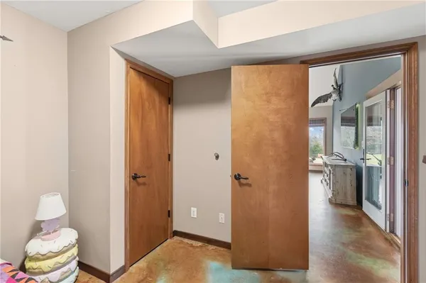 $599,000 | 11338 Deer Haven Lane, Excelsior Springs, MO 64024